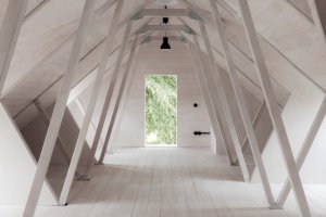 Přeměna stodoly na fotografické studio od Helga Blocksdorf Architektur