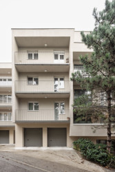 Rekonstrukce bytu a bytového domu Nový Svet, ARCHITEKTI mikulaj & mikulajová - Dům Nový Svet nabízí velmi kvalitní bydlení ve skvělé lokalitě