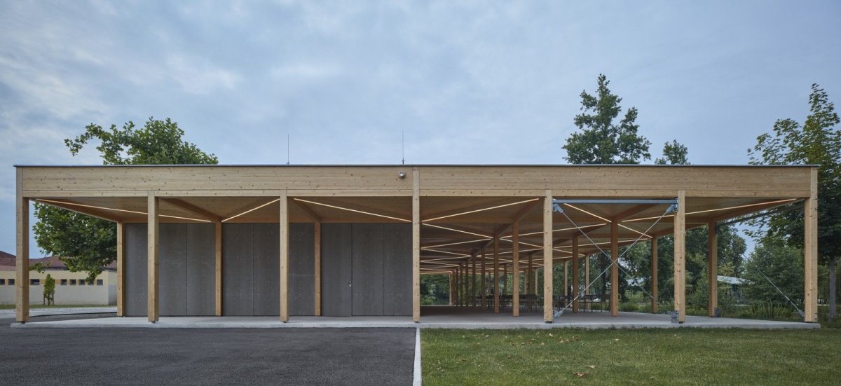 Restaurace v Českých Budějovicích od atelieru 111 architekti