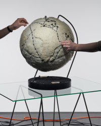 UMPRUM představuje na Dutch Design Week v Nizozemsku cestu, jak dostat evropskou vlnu opět na výsluní. (na obrázku projekt VLNA, Helia&Hlavinkova - Tools and History)