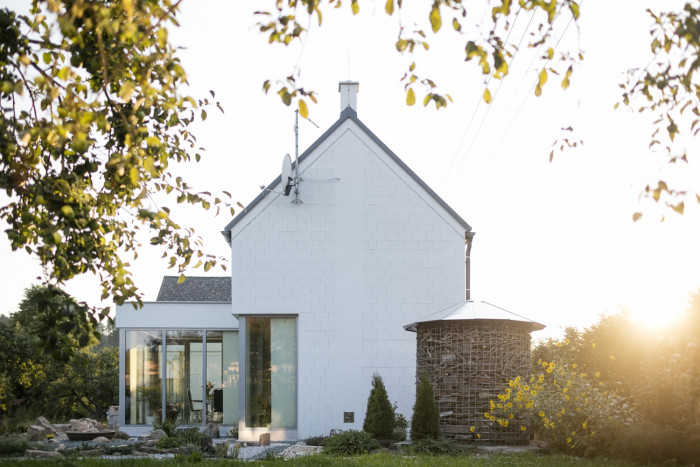 Domy v mlze, studio Raketoplán