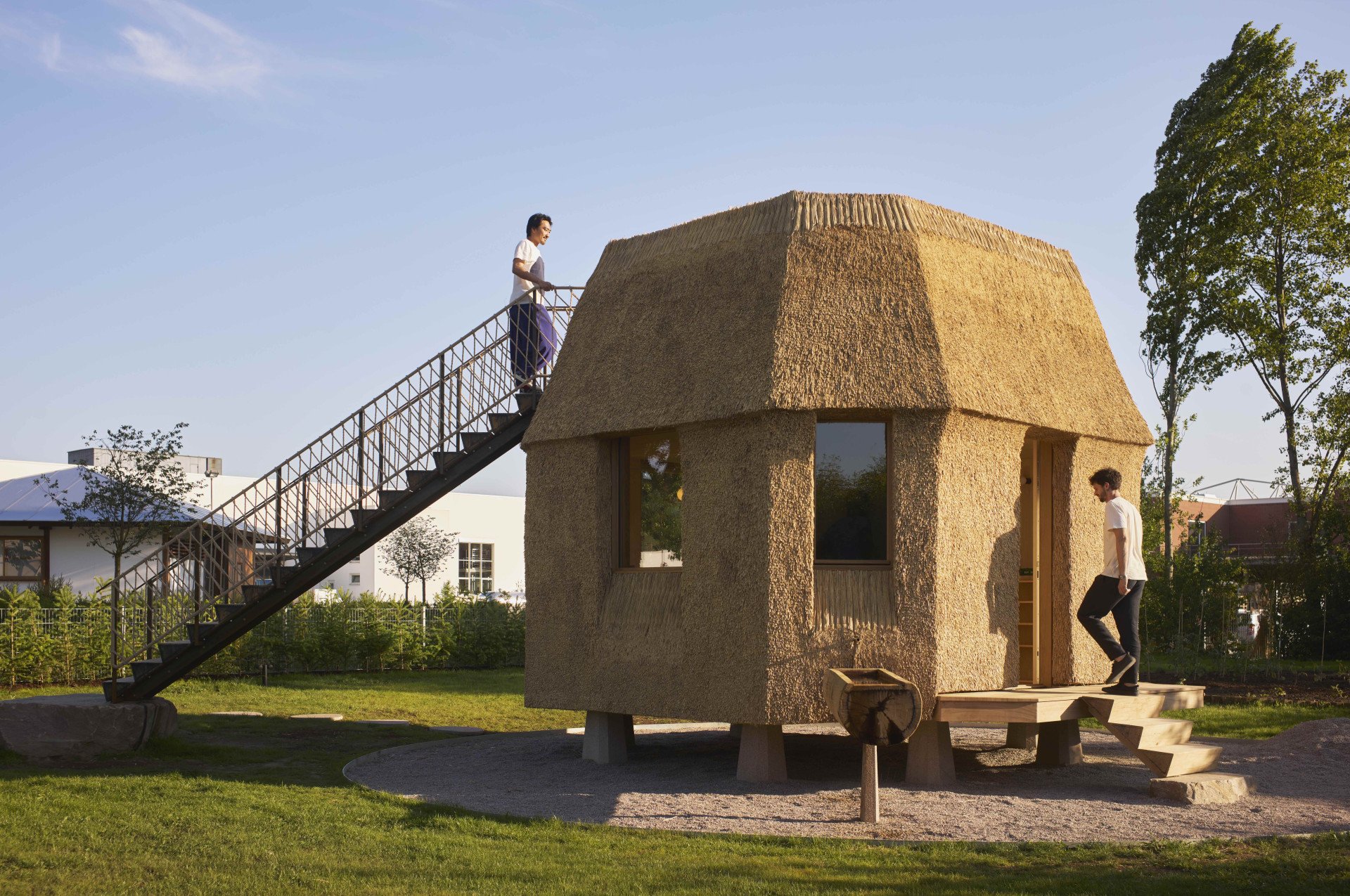 Nový zahradní domek Garden House od Tsuyoshi Tane ve Vitra Campus je postavený z udržitelných materiálů