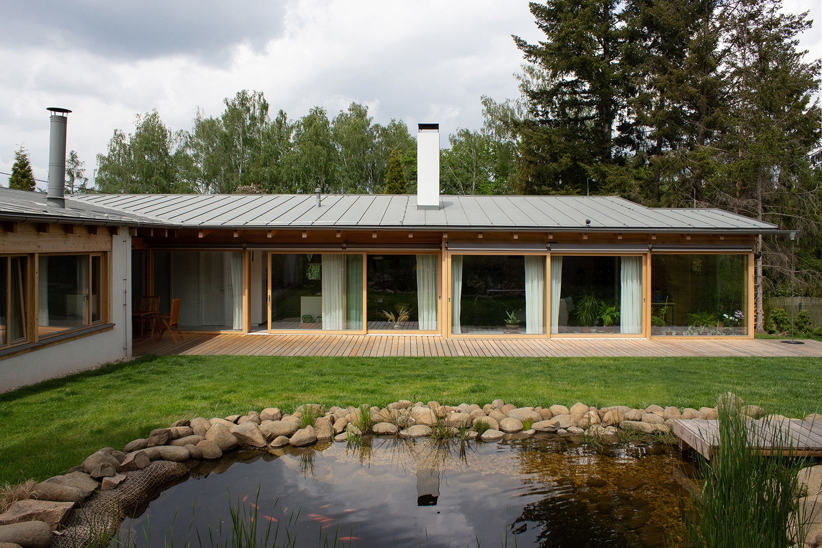 Rodinný dům v Mníšku pod Brdy od Víta Podráského