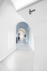 Hostel Long Story Short, Denisa Strmisková