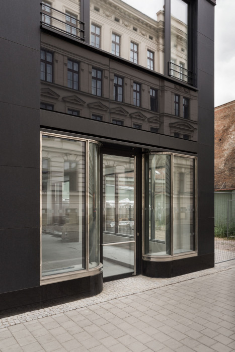 Polyfunkční dům Bratislavská, RAW