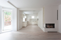 Rekonstrukce vily na Ořechovce v Praze, monom architekti