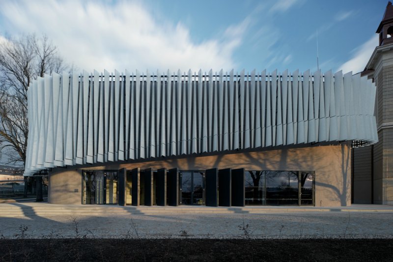 Výukové centrum VŠPJ, Qarta Architektura