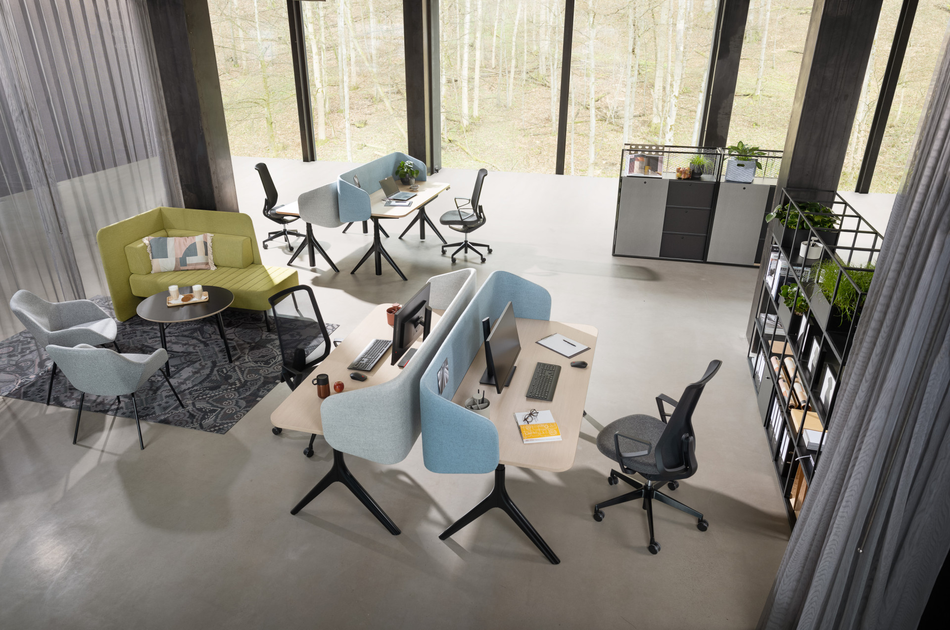 Kancelářské stoly furniloop jsou spojením designu a udržitelnosti