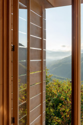 Mladí italští architekti postavili za dva týdny malou stavbu v Apeninách určenou k rozjímání a meditaci