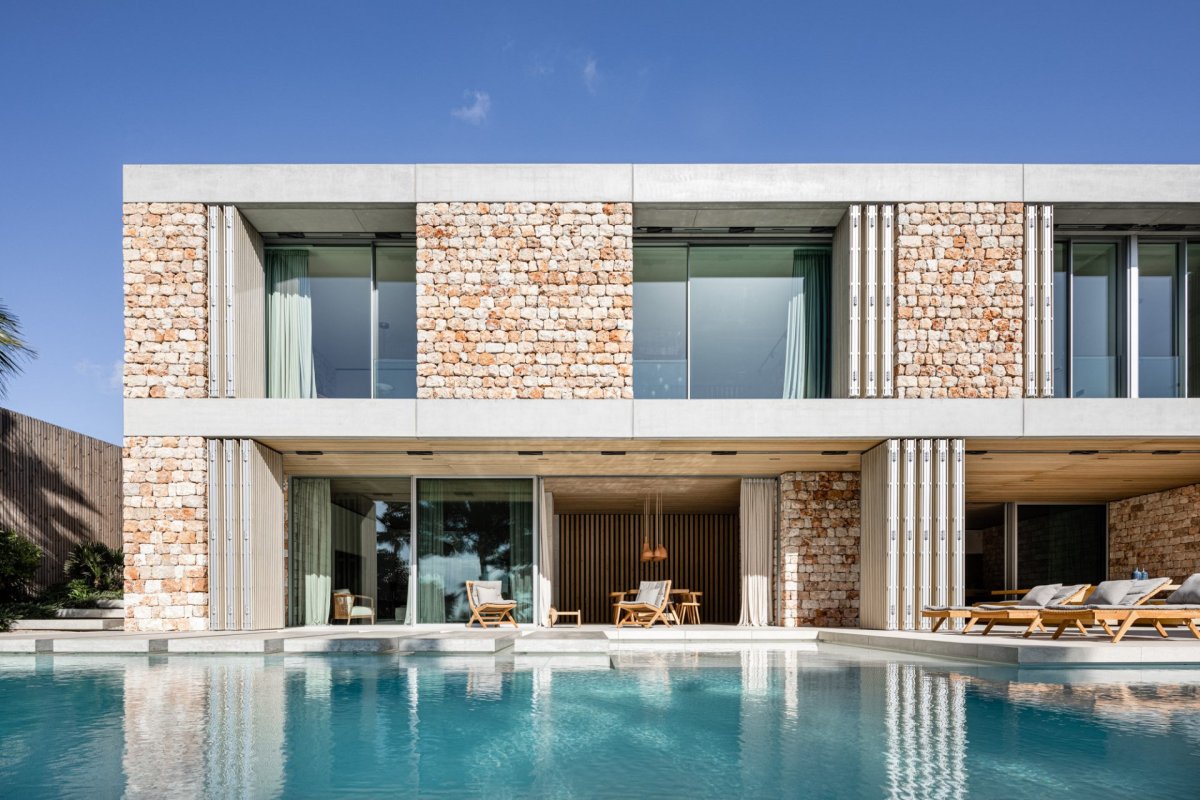 Villa na Mallorce od ateliéru Beef Architekti