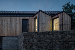 Boq architekti navrhli atriový rodinný dům na jižní Moravě