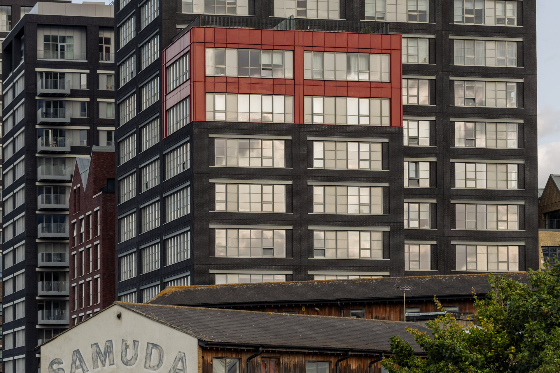 V realizaci Good Luck Hope Development byl použit systém Aluprof MB-FERROLINE.