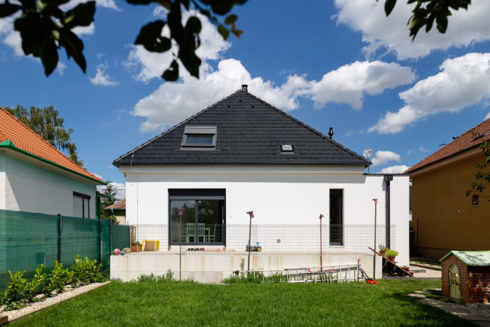 VELUX RenovActive inicioval rekonstrukci rodinného domu ze sedmdesátých let ve slovenské Šale