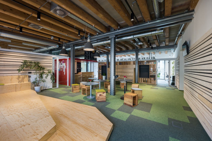 monom, kanceláře firmy Etnetera, foto