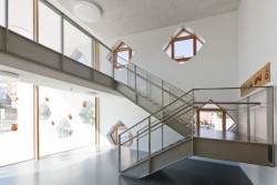 Dětské centrum Kita ve Frankfurtu, dirschl.federle_architekten.