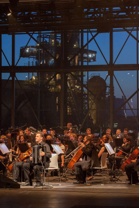 AP ATELIER, Multifunkční aula Gong – foto