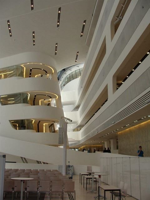 Zaha Hadid, Knihovna a vzdělávací centrum Wirstchaftsuniversität, Vídeň – foto