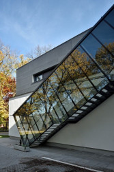 Restless, Atelier38,