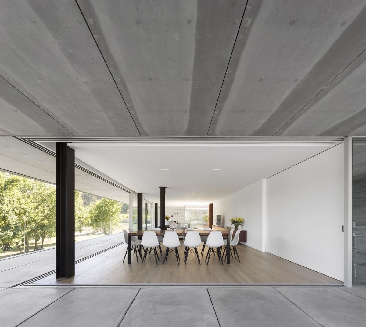 Sambade House, Spaceworkers