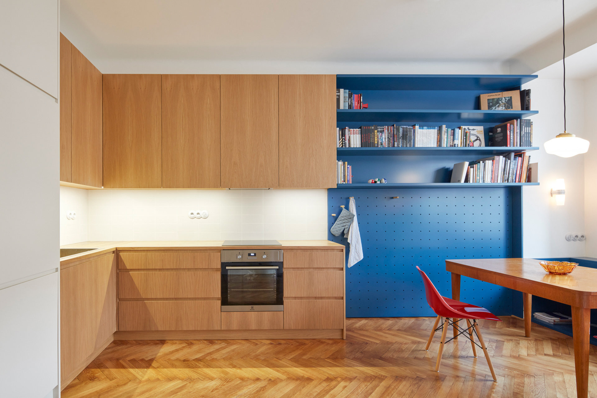 Rekonstrukce bytu na Letné od 0,5 Studio (Rekonstrukce bytu na Letné; 0,5 Studio)