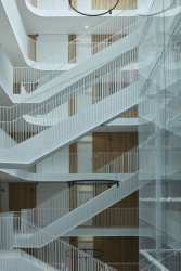 Atrium (Bytový dům Oliva, A69 architekti)