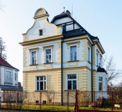 Kniha Vily a rodinné domy v Hradci Králové 1900‒1950, Ladislav Zikmund-Lender