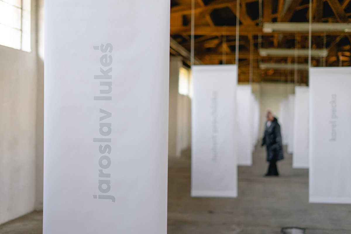 Expozice v Rudé věži smrti, studio COSMO: tváře, jména, příběhy vězňěných