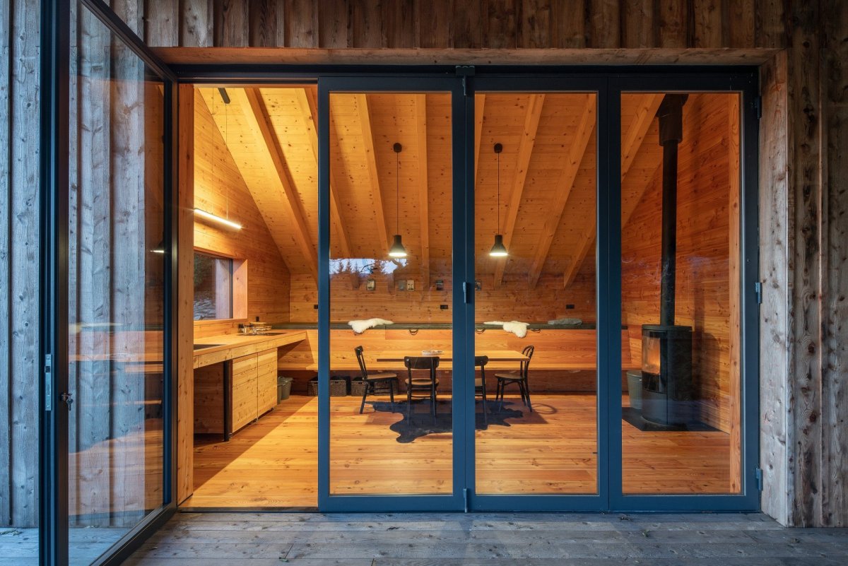 Pařezová chaloupka v Orlických horách od molo architekti