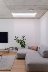 Rodinný dům v Bratislavě od Lang Benedek Associated Architects