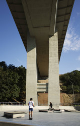 Hlavní architektka ateliéru LOXIA architects navrhla nové sportovní a volnočasové plochy pod pražským Nuselským mostem