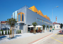 Polyfunkční dům Ostrava - Vítkovice, foto