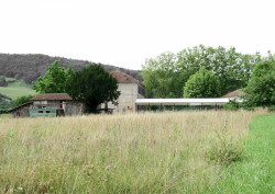 Cenu Mies van der Rohe Award 2019 pro začínající architekty získalo studio BAST za přístavbu školní jídelny v Montbrun-Bocage