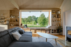 Dům s vymínkem od studia Klar