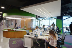 M+N Architecture, Viola Communications Office - foto