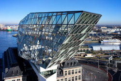 Port House Antverpy, Zaha Hadid,