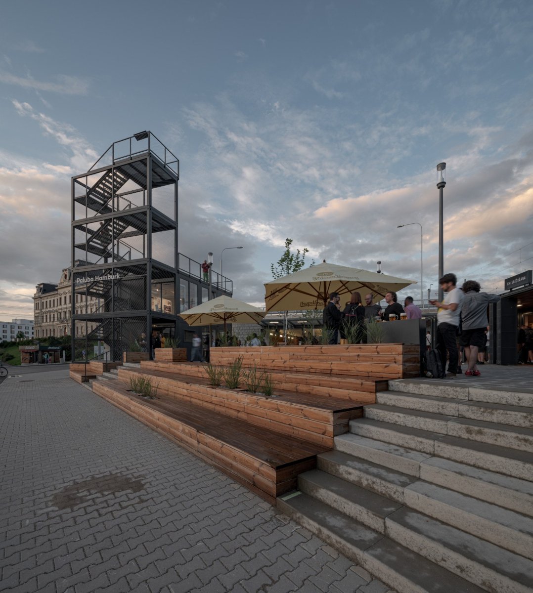 Paluba Hamburk v Plzni od ateliéru Projectstudio8
