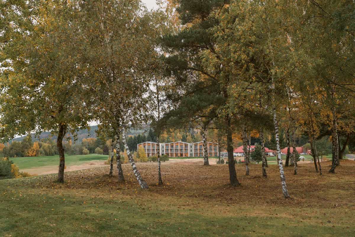 Golfový hotel v Sokolově od BekArch