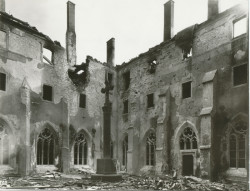 Rekonstrukce rajského dvora kláštera Emauzy od studia Terra Florida