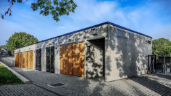 Z druhé strany jsou sociální zařízení. (Koncepce úprav okolí Kamencového jezera, studio Refuel)