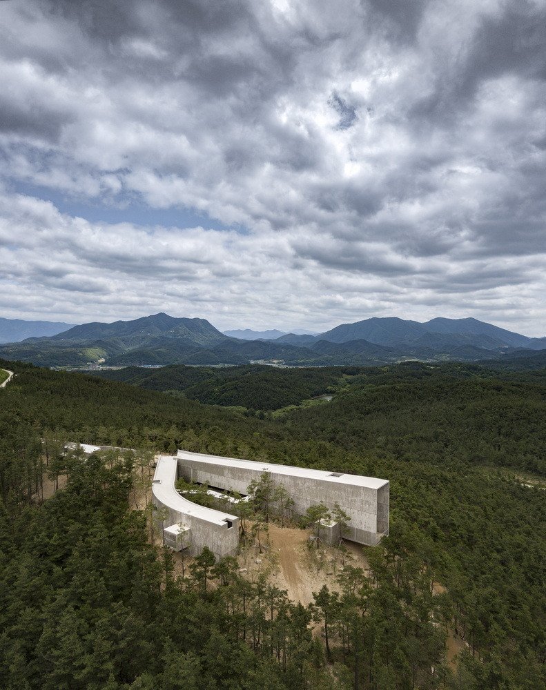 Saya Park, Alváro Siza, Carlos Castanheira