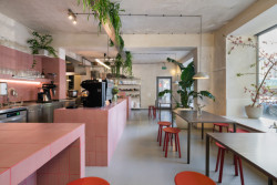 Architektonické studio NEUHÄUSL HUNAL navrhlo interiér pražského vietnamského bistra An