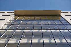 Budova Elektrických podniků v Praze-Holešovicích po rekonstrukci od studia TaK Architects