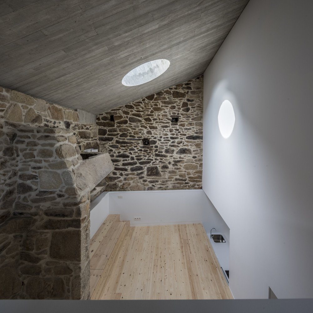 Rekonstrukce a dostavba rodinného domu v Muros, fuertes-penedo arquitectos