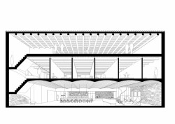 Proměna bývalé továrny na čokoládu v rezidenční objekt, prostorový řez, Anna & Eugeni Bach