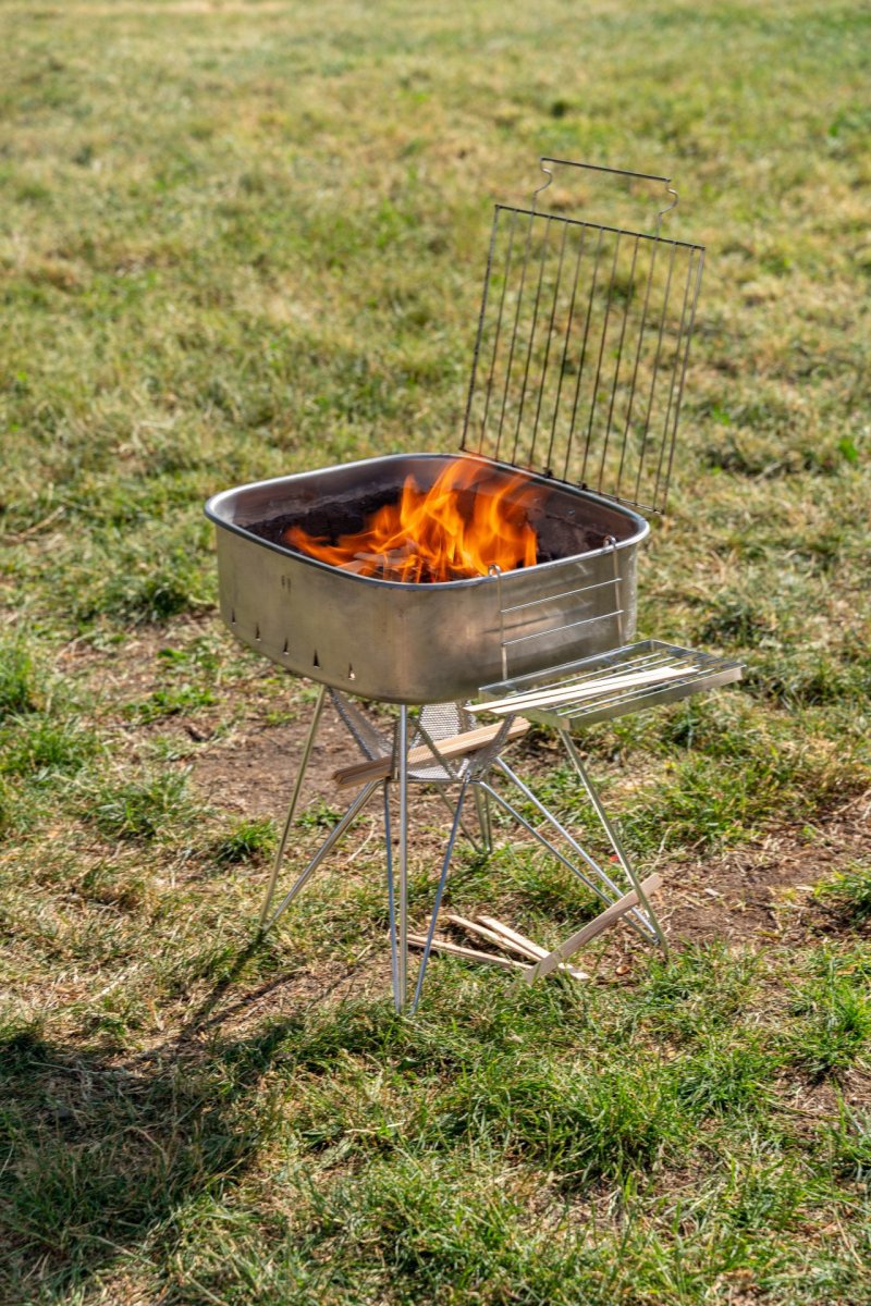 VOŠ Scholastika Grill, Knife & Fire