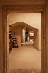 Nachází se tu i speciální místnost, kde probíhá fermentace (Alma, 
Neuhäusl Hunal)