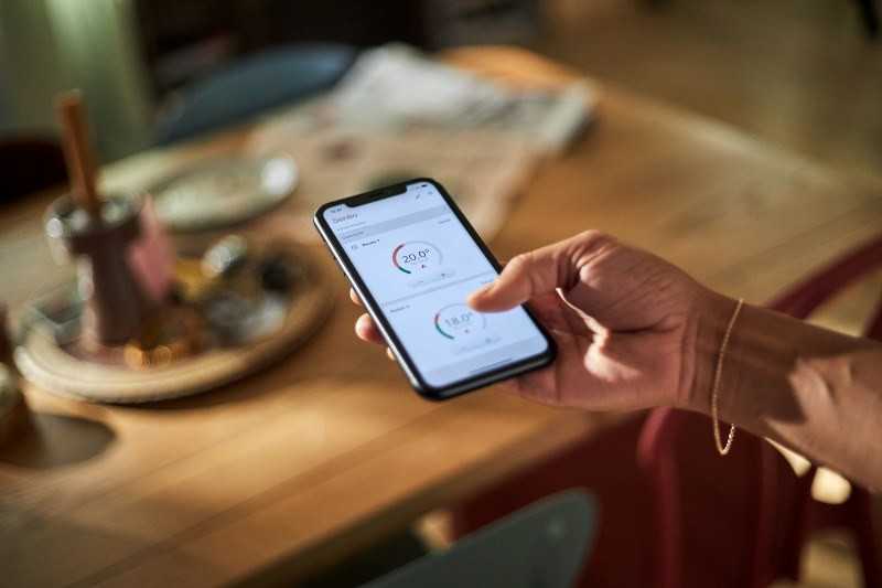 Zónová regulace Wavin Sentio vytváří v interiérech tepelný komfort, zdravější ovzduší a navíc snižuje náklady na energie.