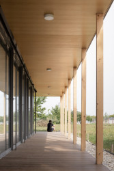 Rodinný dům od z pera architekta Tomáše Šeba a studia ROAR ve slovenské vesnici Palárikovo