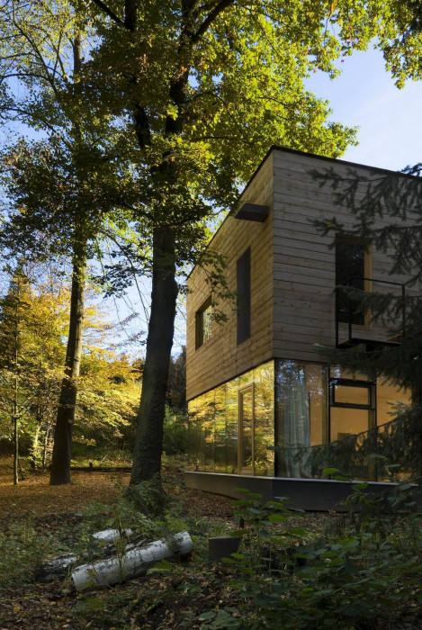 Dřevěný dům ve středních Čechách od sporadical