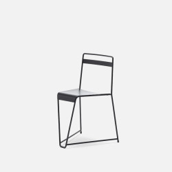 Židle UM od designéra Jiřího Pelcla